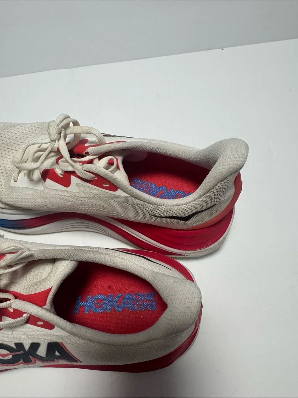 Hoka One One Men's Skyward X Size 10.5
